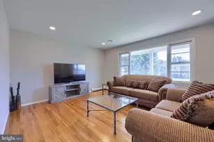 8 Heathglen Rd, Middletown, PA 17057 - Photo 6