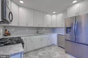 8 Heathglen Rd, Middletown, PA 17057 - Photo 14