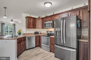 7808 Dewey Dr, Harrisburg, PA 17112 - Photo 2