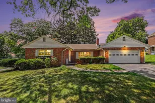 400 Rosewood Ln, Harrisburg, PA 17111 - Photo 1