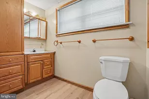 469 Hoffman Dr, Harrisburg, PA 17111 - Photo 20
