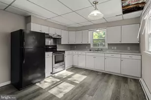 123 W Main St, Hershey, PA 17033 - Photo 52