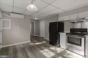 123 W Main St, Hershey, PA 17033 - Photo 8