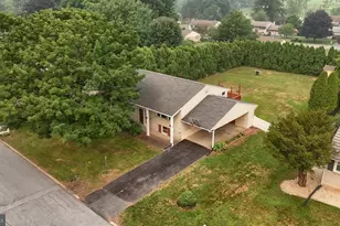 1132 Cornell Dr, Hummelstown, PA 17036 - Photo 10