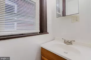 1353 Howard St, Harrisburg, PA 17104 - Photo 20