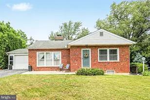 5016 Irene Dr, Harrisburg, PA 17112 - Photo 2