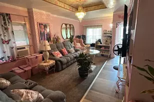 1912 Chestnut St, Harrisburg, PA 17104 - Photo 2