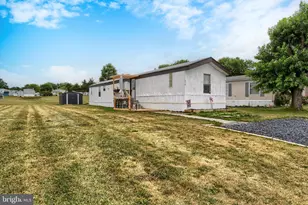 239 Saginaw St, Grantville, PA 17028 - Photo 2
