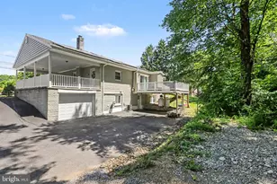331 Lakewood Dr, Harrisburg, PA 17112 - Photo 4