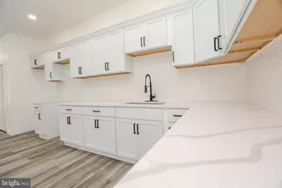 1642 Market Street, Harrisburg, PA 17103 - Photo 12