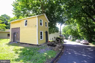 312 Plane St, Lykens, PA 17048 - Photo 8