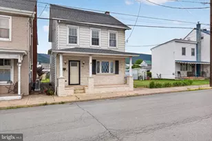533 S 2nd St, Lykens, PA 17048 - Photo 4
