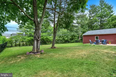 225 E Glenn Road, Hershey, PA 17033 - Photo 22