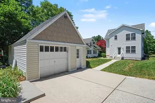 252 E Areba Ave, Hershey, PA 17033 - Photo 20