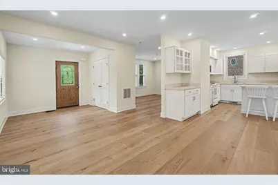 252 E Areba Avenue, Hershey, PA 17033 - Photo 6
