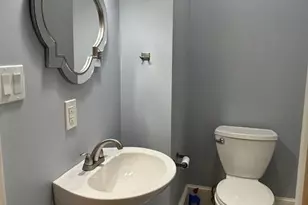 909 N 2nd St, Harrisburg, PA 17102 - Photo 6