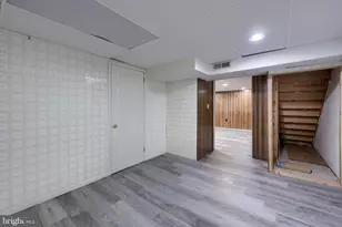 443 W Caracas Ave W, Hershey, PA 17033 - Photo 32