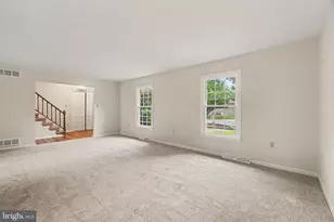 3818 Burton Ln, Harrisburg, PA 17110 - Photo 8