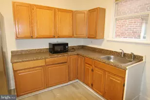 1804 Holly St, Harrisburg, PA 17104 - Photo 4
