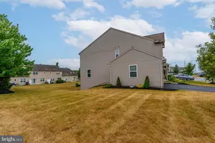 6137 Terry Davis Ct, Harrisburg, PA 17111 - Photo 6