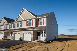 6106 Sawgrass Ct, Harrisburg, PA 17111 - Photo 2