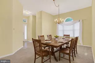 2820 Oakwood Dr, Harrisburg, PA 17110 - Photo 4