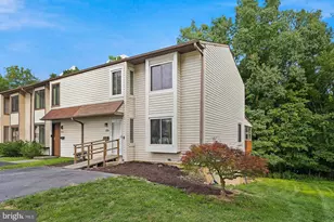 2631 Cranberry Cir, Harrisburg, PA 17110 - Photo 8