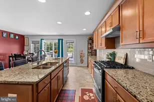 1722 Bradley Dr, Harrisburg, PA 17110 - Photo 12