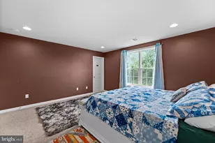 1722 Bradley Dr, Harrisburg, PA 17110 - Photo 24