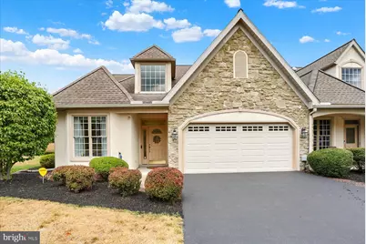 4304 S Victoria Way, Harrisburg, PA 17112 - Photo 1