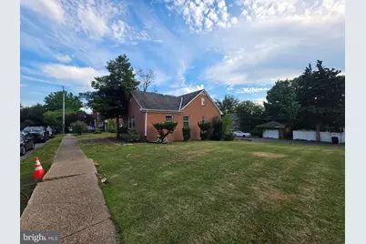 2414 Logan Street, Harrisburg, PA 17110 - Photo 2