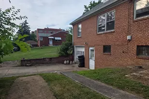 2414 Logan St, Harrisburg, PA 17110 - Photo 4