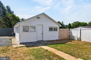 416 E Derry Rd, Hershey, PA 17033 - Photo 34