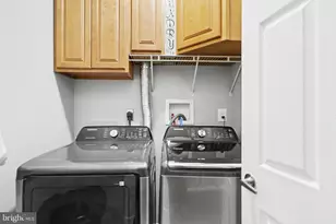 222 Emerald St, Harrisburg, PA 17110 - Photo 12