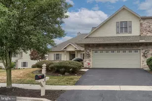 1131 Cord Dr, Hummelstown, PA 17036 - Photo 4