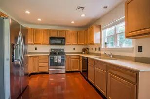 169 Peregrine Ln, Hummelstown, PA 17036 - Photo 4