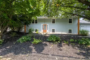 4116 Valley View Rd, Harrisburg, PA 17112 - Photo 1