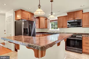 2009 Deer Path Rd, Harrisburg, PA 17110 - Photo 12