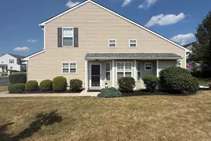 125 Merlin Dr, Hummelstown, PA 17036 - Photo 4