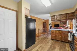 1308 Montfort Dr, Harrisburg, PA 17110 - Photo 14