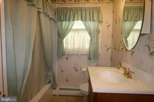 1515 Spring Garden Dr, Middletown, PA 17057 - Photo 10