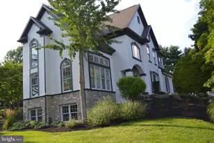 670 Pheasant Run Rd, Hummelstown, PA 17036 - Photo 2