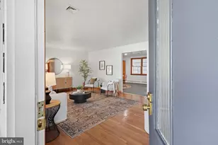 222 Robin Rd, Hershey, PA 17033 - Photo 4