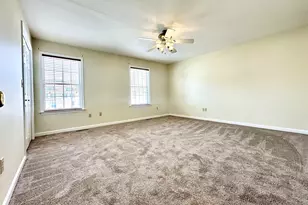 556 Downington Ct, Harrisburg, PA 17112 - Photo 14