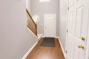 562 Kelker St, Oberlin, PA 17113 - Photo 2