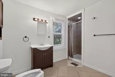 2006 Kensington Street, Harrisburg, PA 17104 - Photo 16