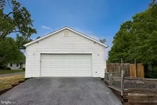 205 Peach St, Harrisburg, PA 17112 - Photo 28