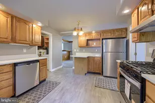 205 Peach St, Harrisburg, PA 17112 - Photo 6