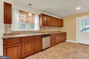 5919 Jacobs Ave, Harrisburg, PA 17112 - Photo 6