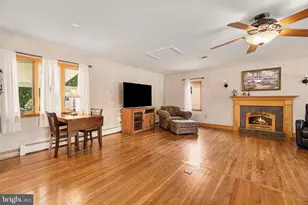 302 Robin Rd, Hershey, PA 17033 - Photo 6